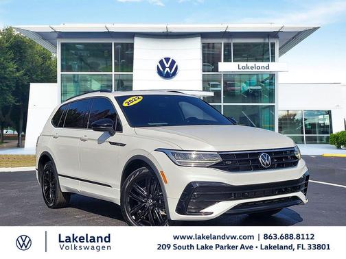 2022 Volkswagen Tiguan 2.0T SE R-Line Black