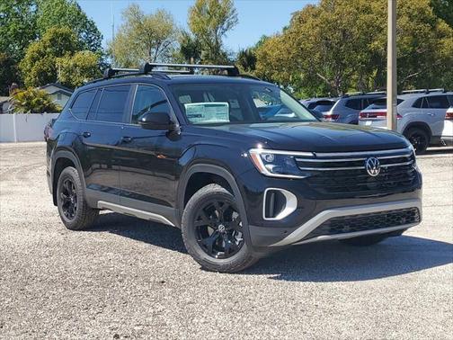 2025 Volkswagen Atlas 2.0T Peak Edition