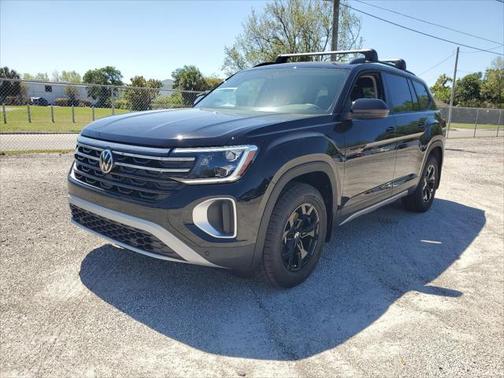 2025 Volkswagen Atlas 2.0T Peak Edition