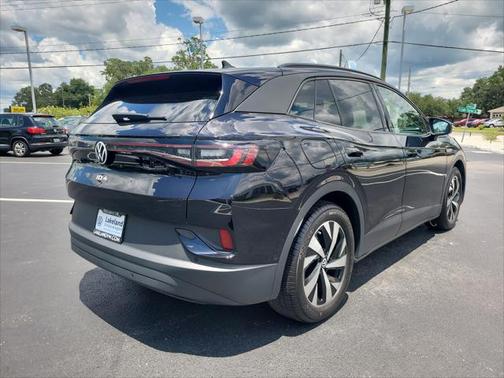 2023 Volkswagen ID.4 Pro