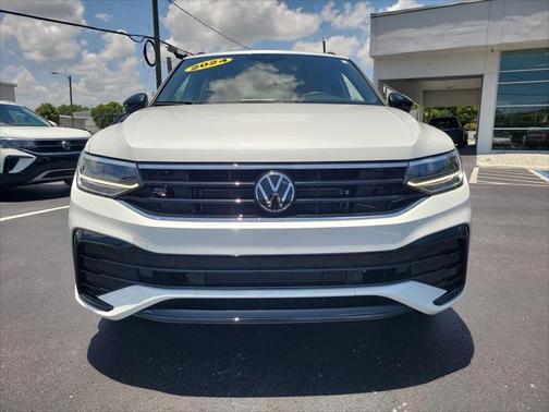 2024 Volkswagen Tiguan 2.0T SE R-Line Black 4MOTION
