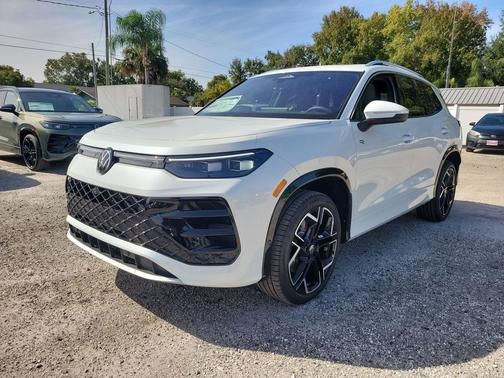 2026 Volkswagen Tiguan 2.0T SEL R-Line 4MOTION