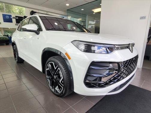 2025 Volkswagen Tiguan 2.0T SEL R-Line 4MOTION