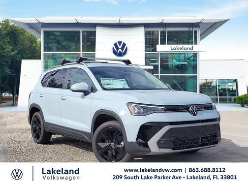 2026 Volkswagen Taos SE