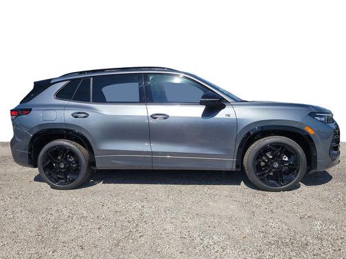 Platinum Gray Metallic 2026 Volkswagen Tiguan 2.0T SE R-Line Black