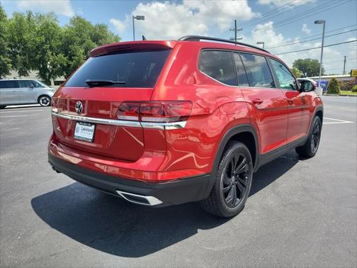 2022 Volkswagen Atlas 2.0T SE w/Technology