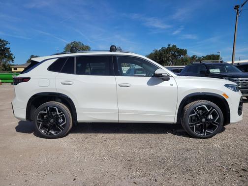 2026 Volkswagen Tiguan 2.0T SEL R-Line 4MOTION