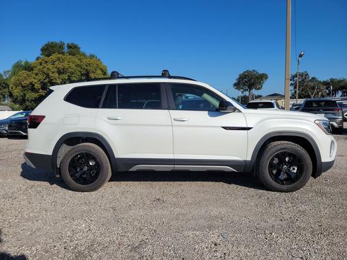 2026 Volkswagen Atlas 2.0T Peak Edition