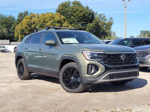 2026 Volkswagen Atlas Cross Sport 2.0T SE w/Technology