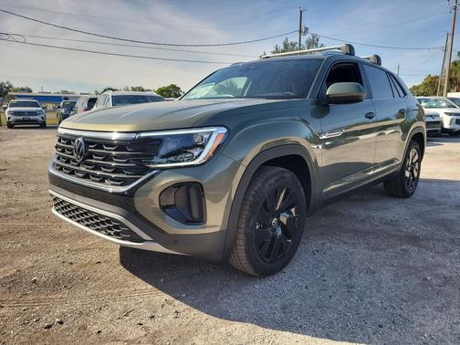 2026 Volkswagen Atlas Cross Sport 2.0T SE w/Technology