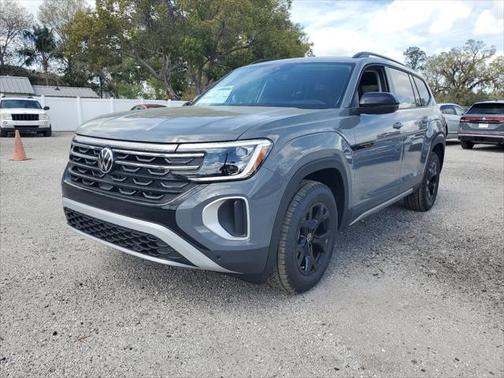 2025 Volkswagen Atlas 2.0T Peak Edition