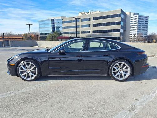 2026 Porsche Panamera 