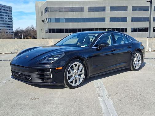 2026 Porsche Panamera 