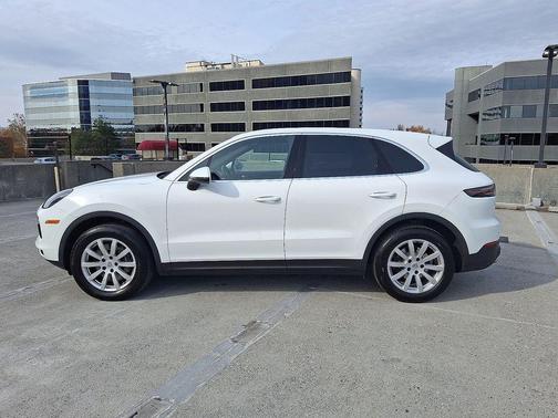 2023 Porsche Cayenne Cayenne