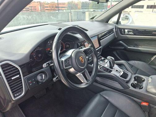 2023 Porsche Cayenne Cayenne