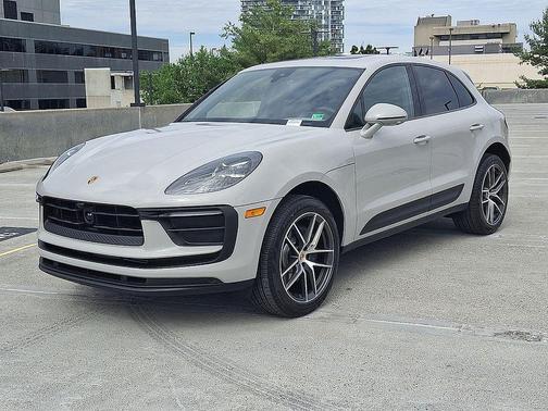 2025 Porsche Macan 