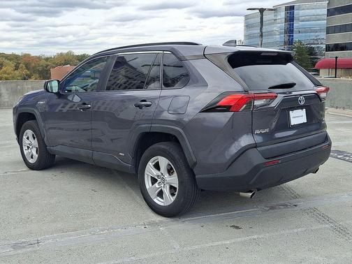 2020 Toyota RAV4 Hybrid LE