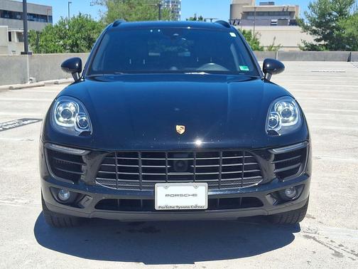 Black 2017 Porsche Macan Macan