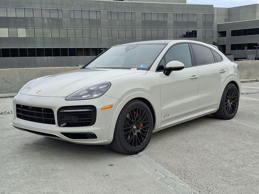 2023 Porsche Cayenne GTS