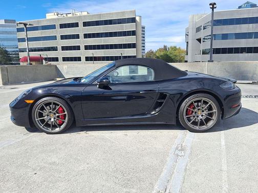 2024 Porsche 718 Boxster GTS 4.0
