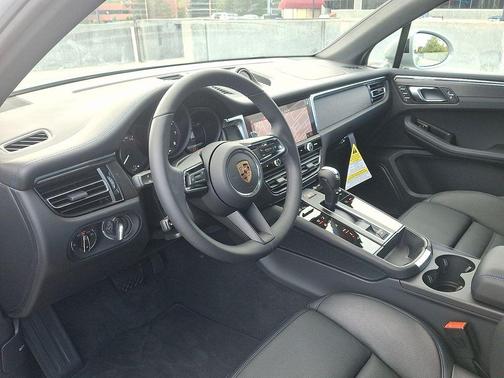2026 Porsche Macan GTS