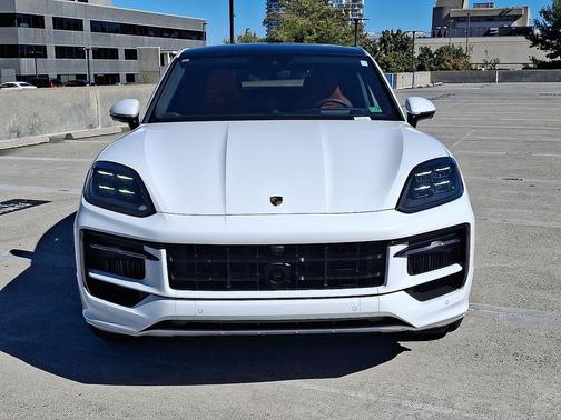 2026 Porsche Cayenne GTS
