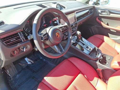 2026 Porsche Macan T