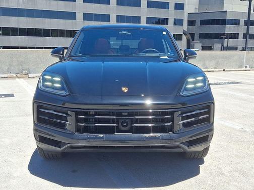 Chromite Black Metallic 2026 Porsche Cayenne Cayenne