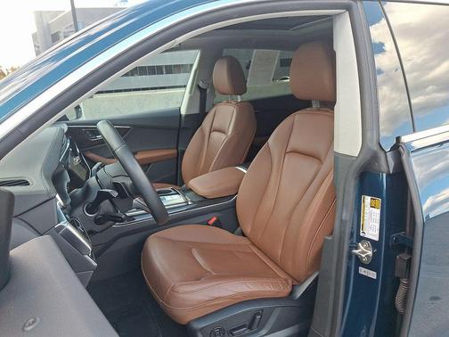 2020 Audi Q8 55 Prestige