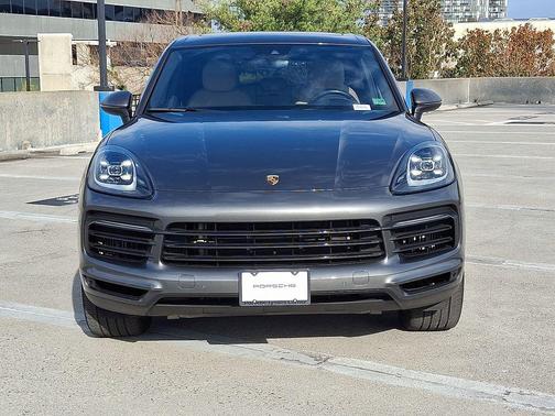 2023 Porsche Cayenne S