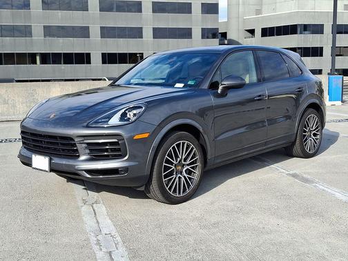 2023 Porsche Cayenne S