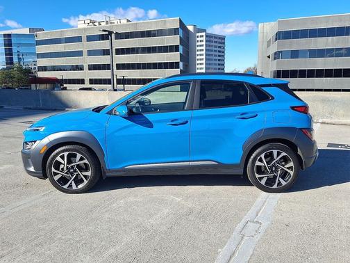 2022 Hyundai KONA Limited