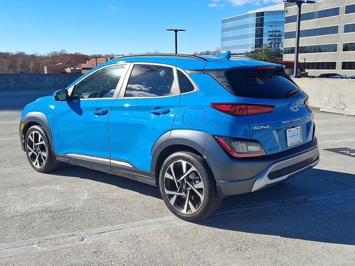 2022 Hyundai KONA Limited