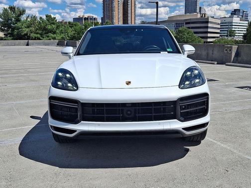 2023 Porsche Cayenne Turbo