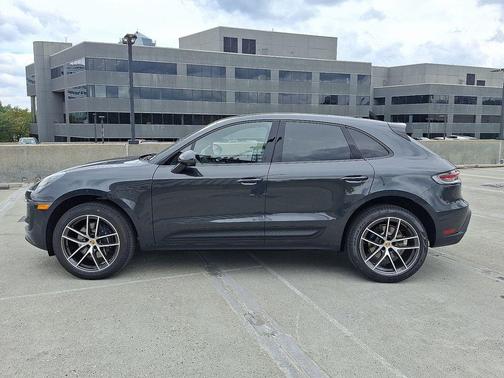 2026 Porsche Macan