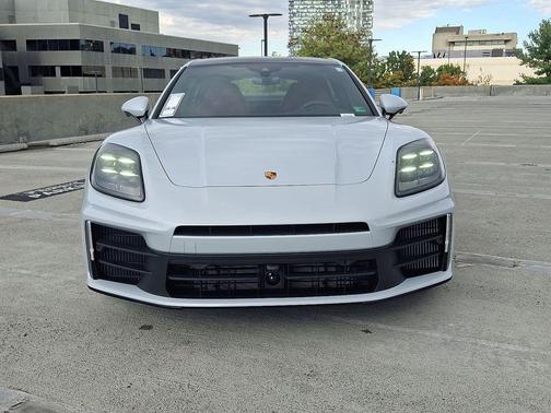 2026 Porsche Panamera