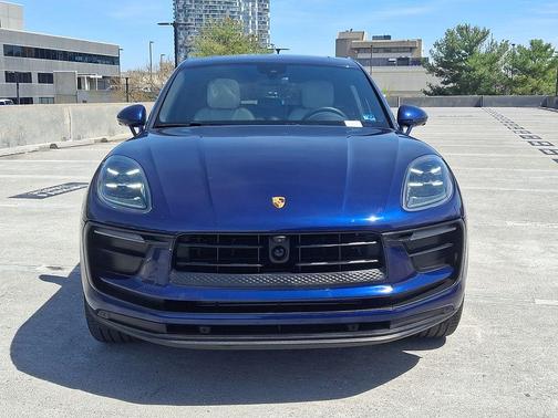 2023 Porsche Macan Macan