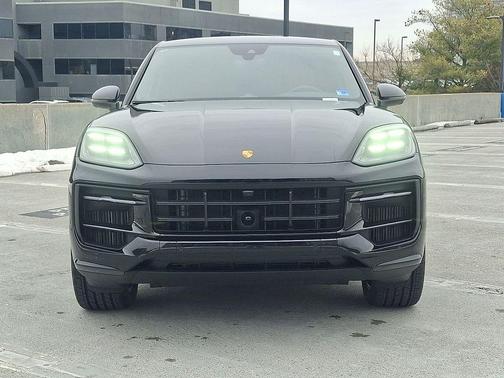 2025 Porsche Cayenne Cayenne