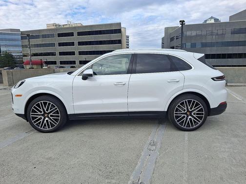 2025 Porsche Cayenne Cayenne