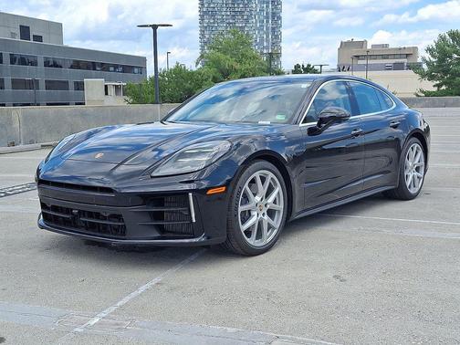 2025 Porsche Panamera 