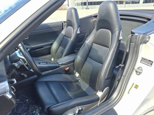 2018 Porsche 911 Carrera