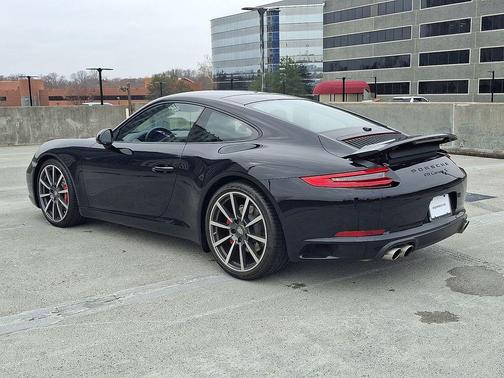2017 Porsche 911 Carrera S