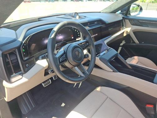 Algarve Blue Metallic 2026 Porsche Cayenne Turbo Electric