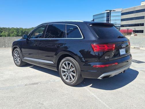 2019 Audi Q7 45 Premium Plus