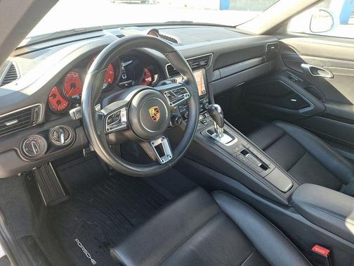 2018 Porsche 911 Targa 4 GTS