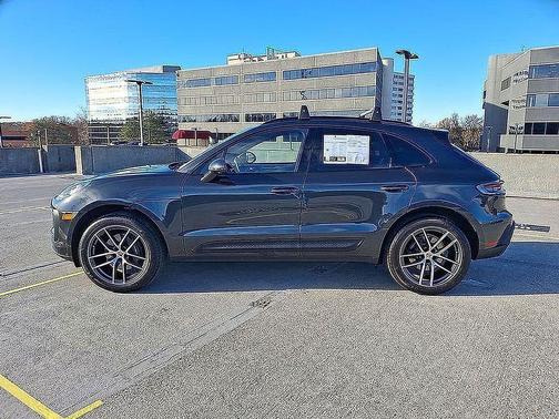 2024 Porsche Macan 