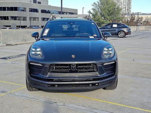 2024 Porsche Macan 