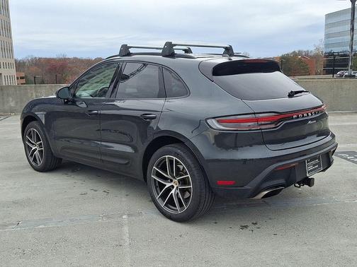2024 Porsche Macan 