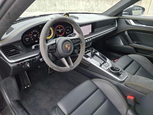 2021 Porsche 911 Turbo