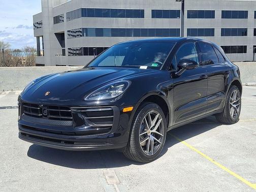 2025 Porsche Macan